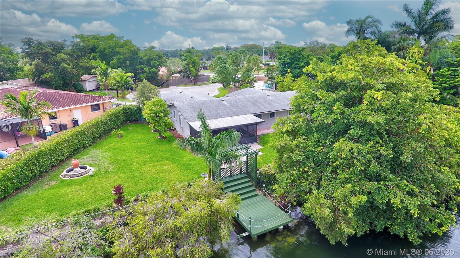 KENDALE LAKES NORTH SEC 4 - Residential