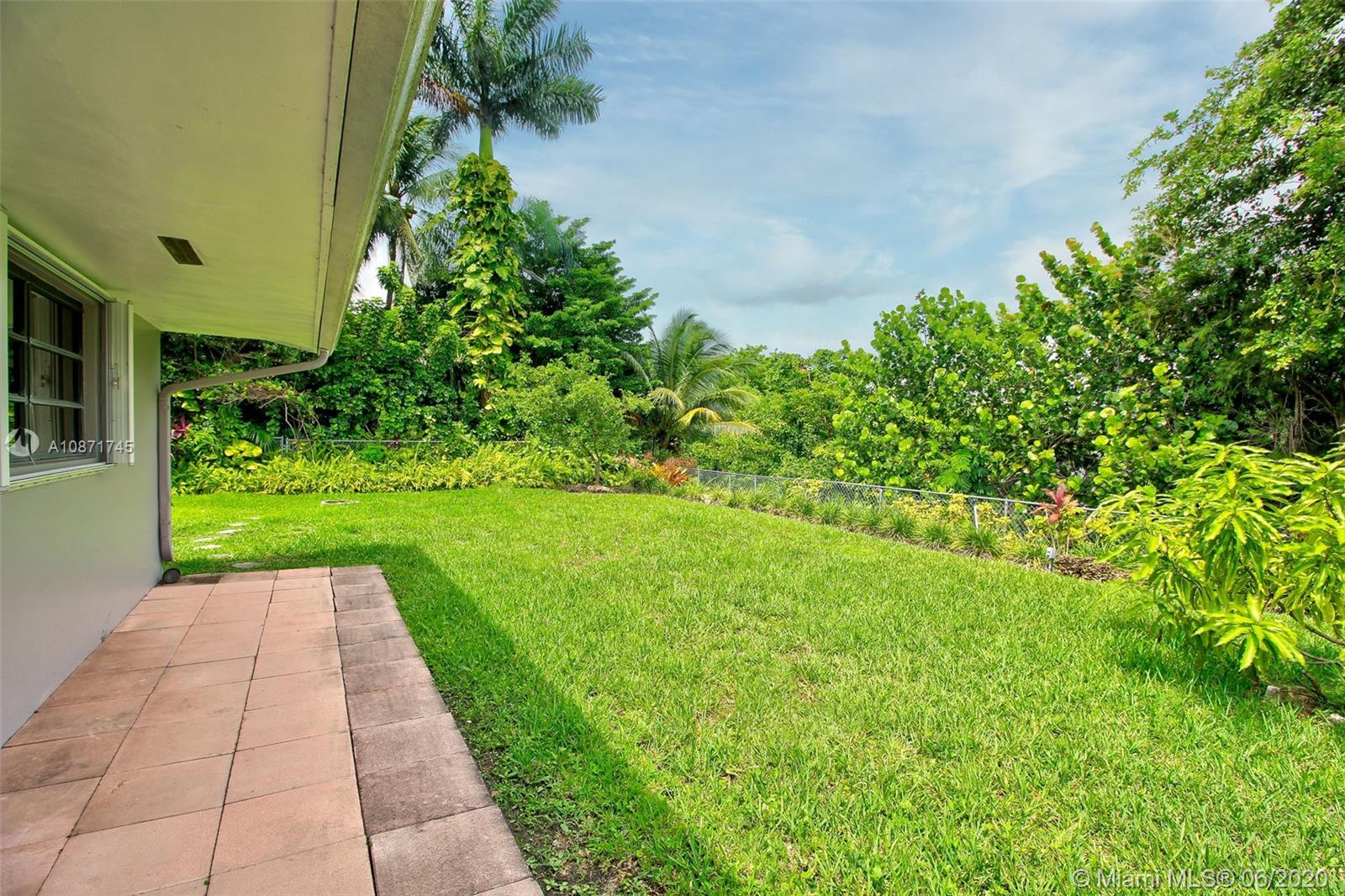 KENDALE LAKES NORTH SEC 4 - Residential