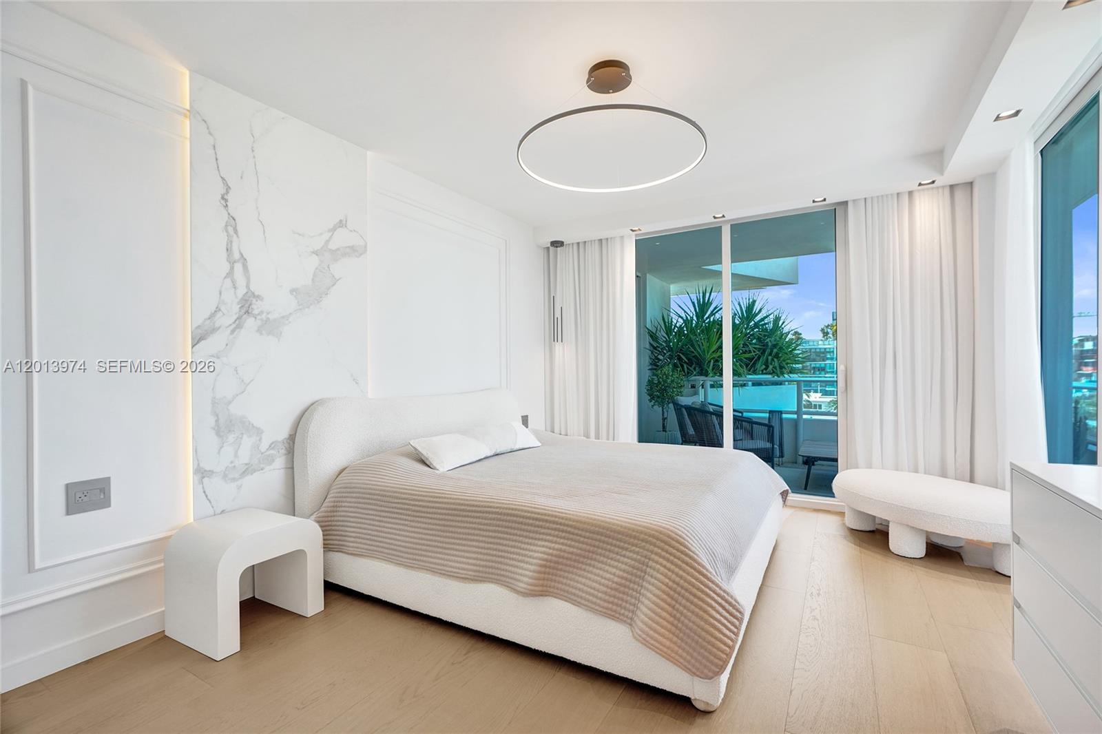 BAY HARBOUR ISLAND - Residential