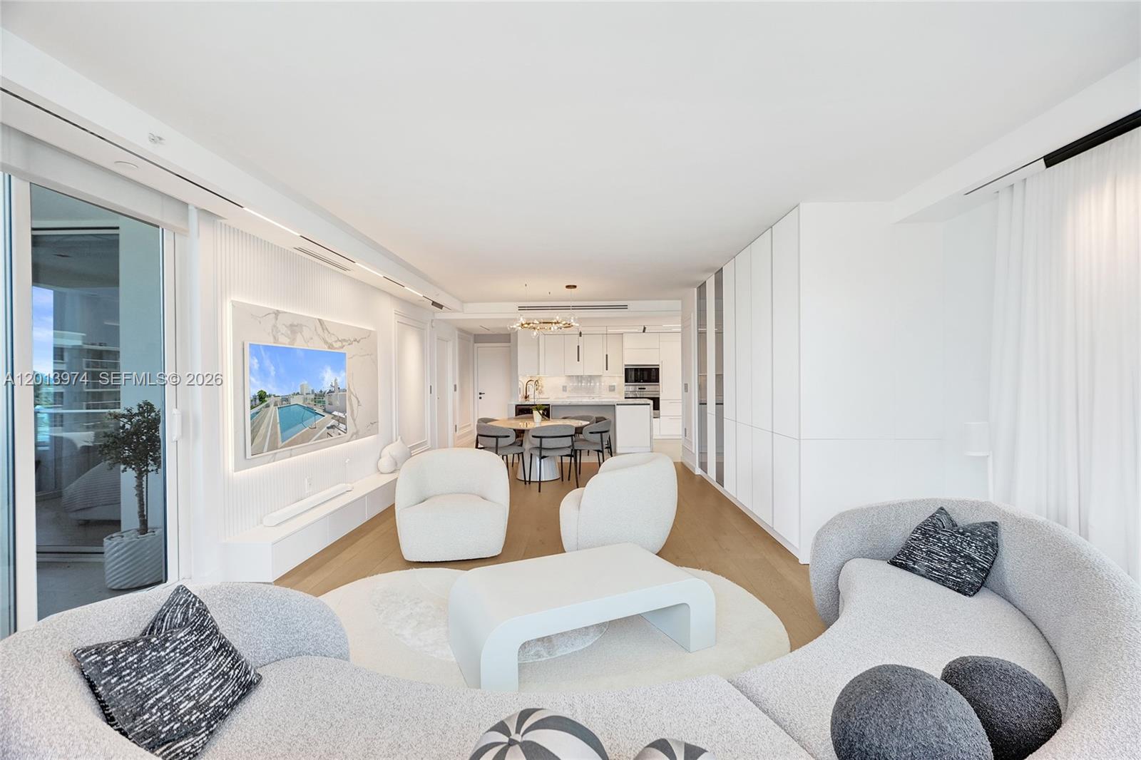 BAY HARBOUR ISLAND - Residential