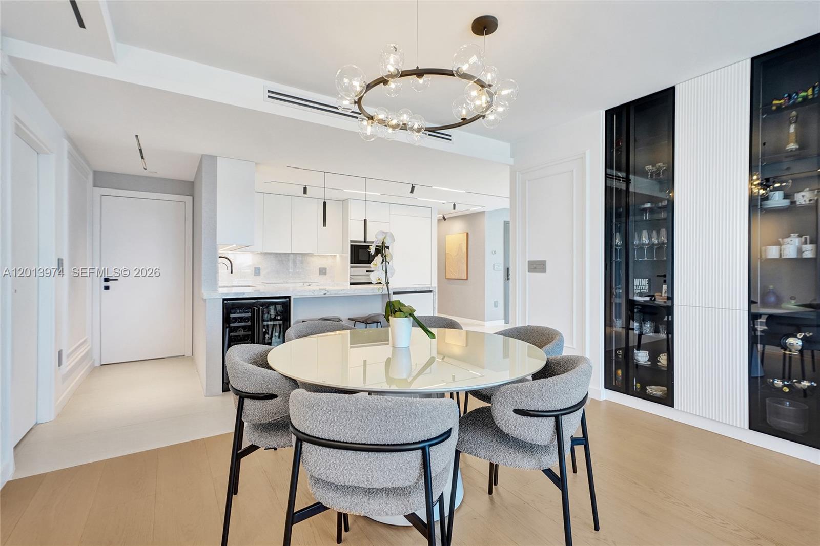 BAY HARBOUR ISLAND - Residential