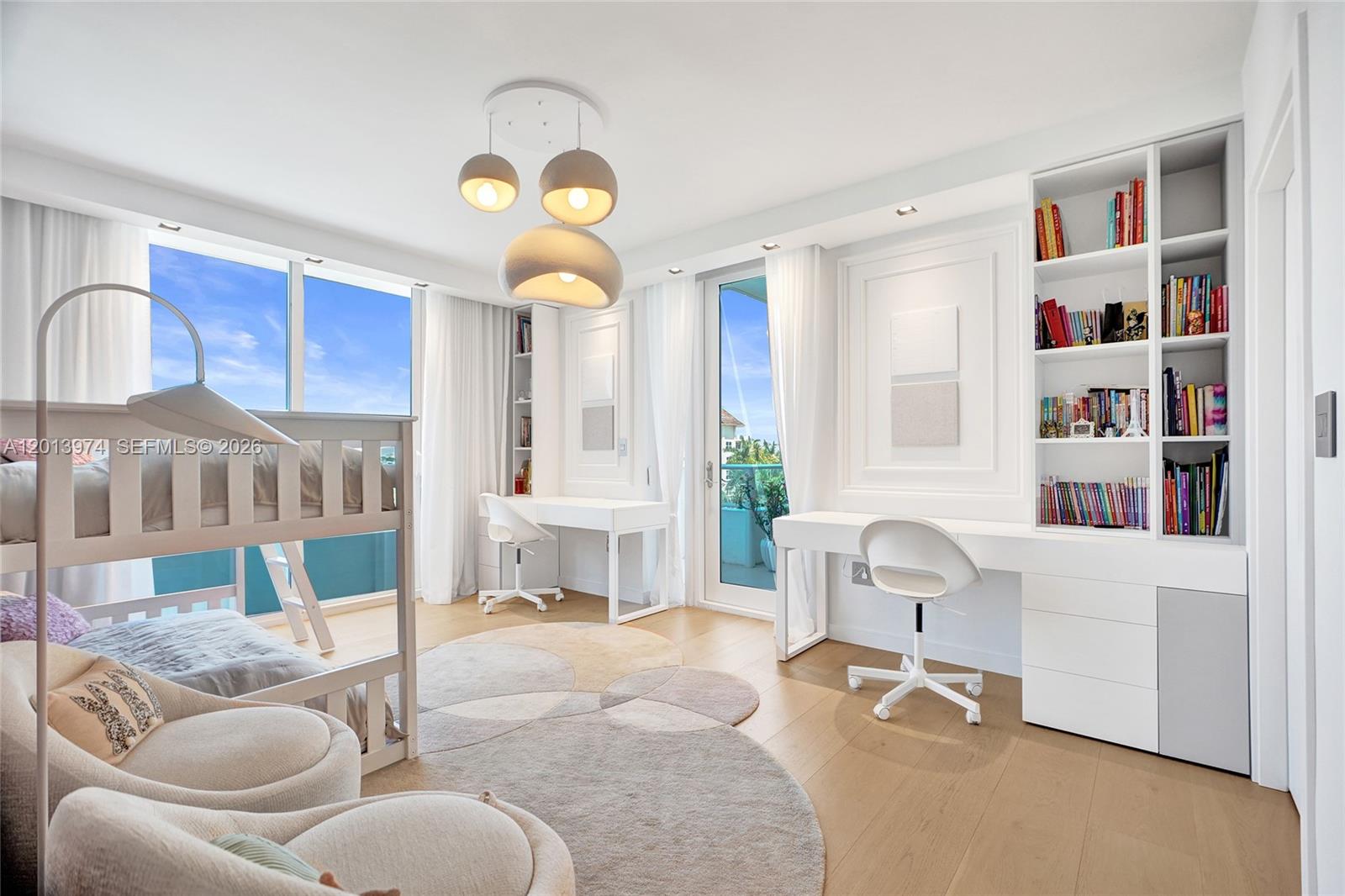 BAY HARBOUR ISLAND - Residential