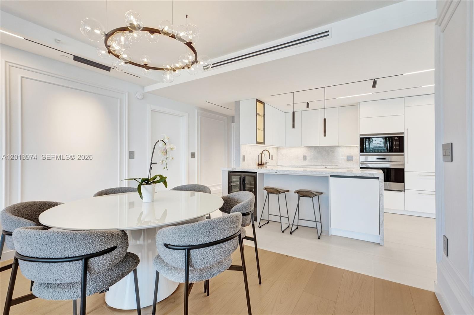 BAY HARBOUR ISLAND - Residential