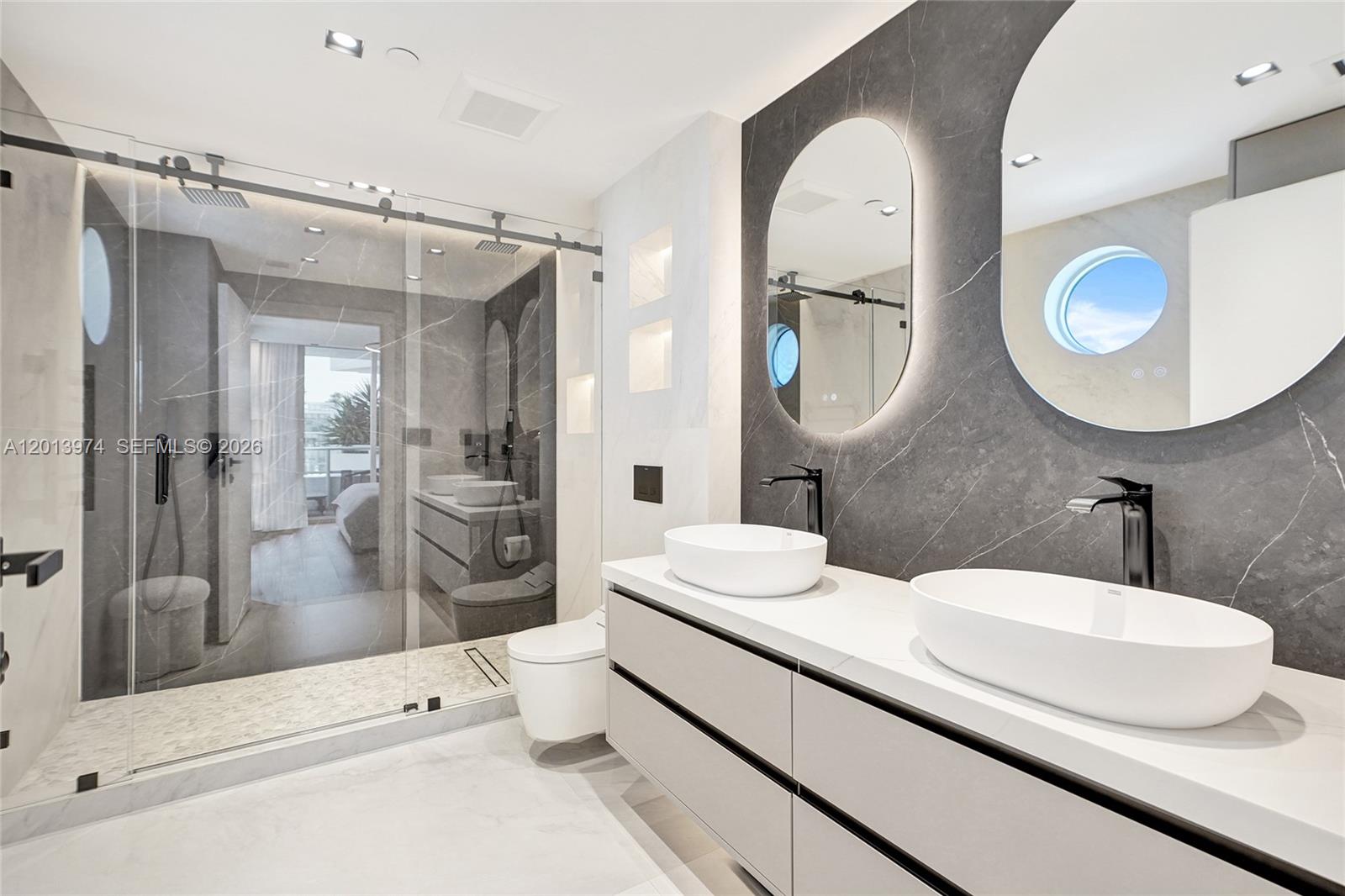 BAY HARBOUR ISLAND - Residential