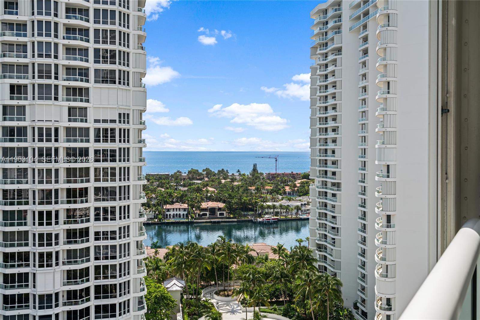 SOUTH TOWER AT THE POINT - Residential