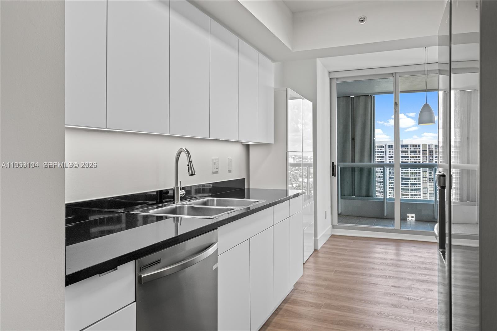 21055 Yacht Club Dr 1903