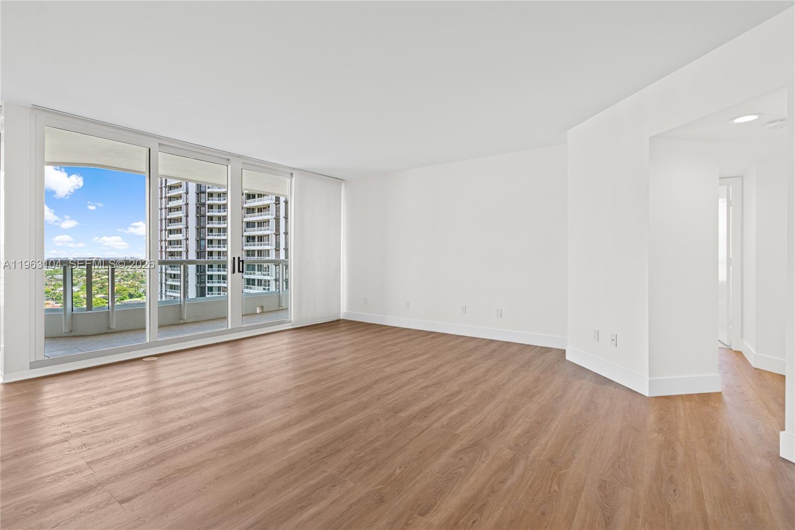 SOUTH TOWER AT THE POINT - Residential