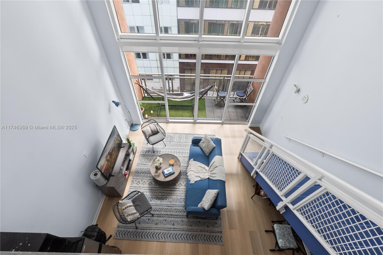 253 NE 2nd St 426