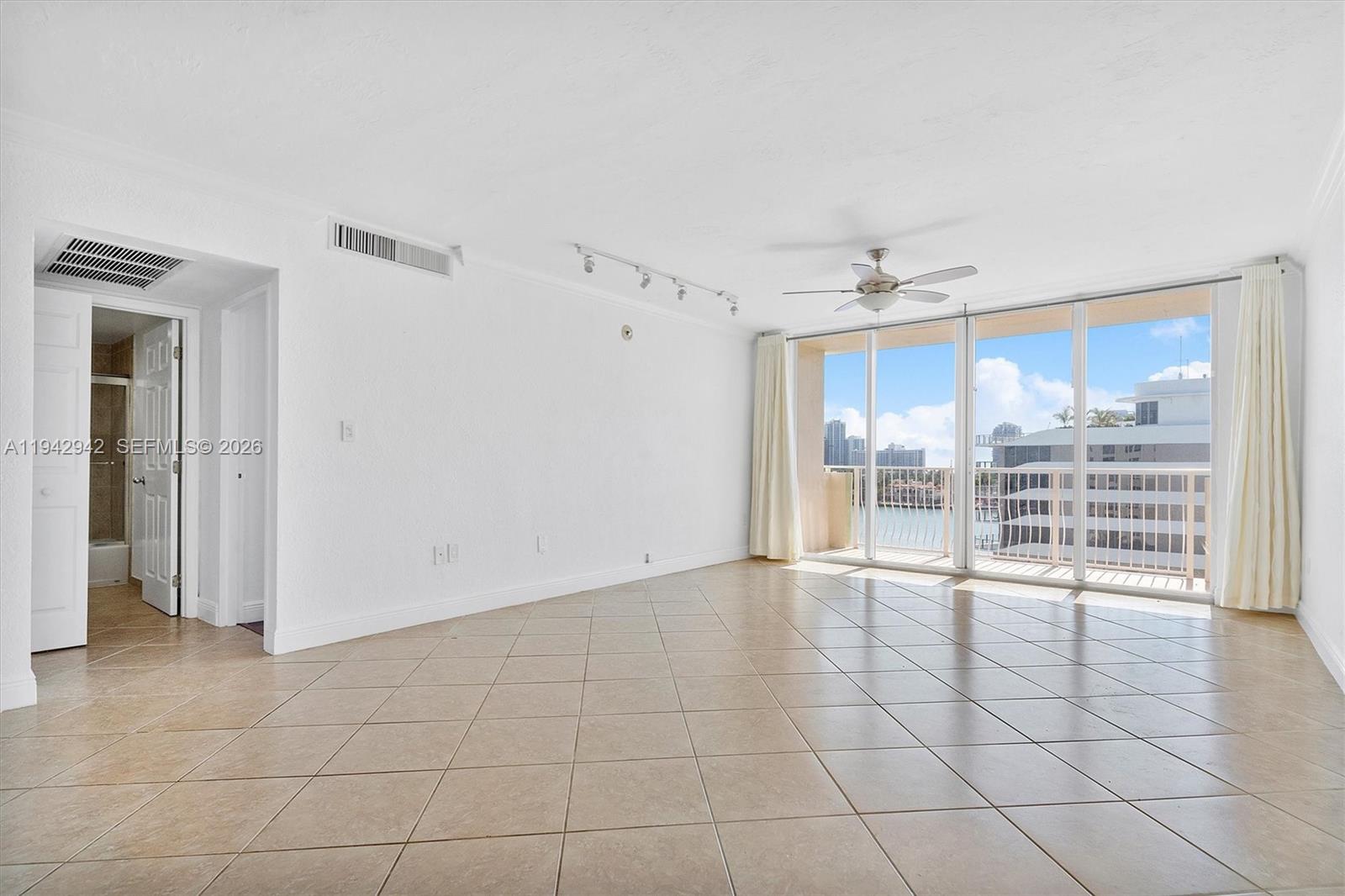 10350 W Bay Harbor Dr 8E