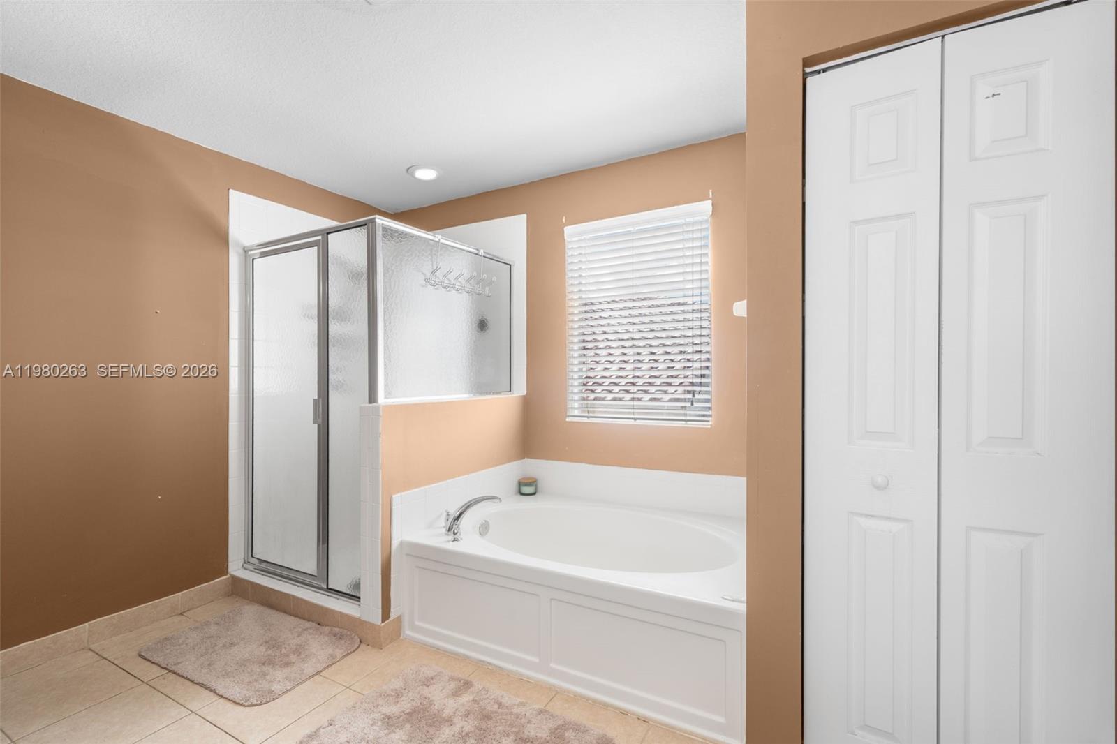 SILVER FALLS - Residential