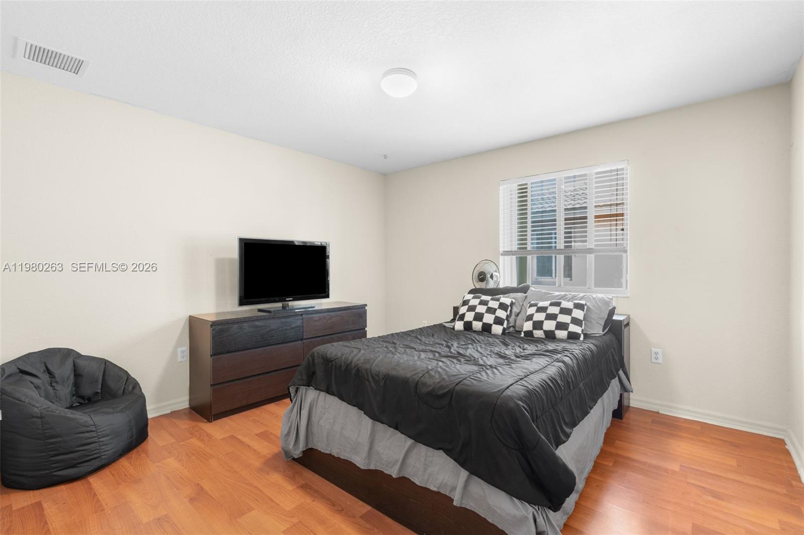 SILVER FALLS - Residential