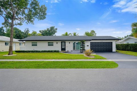 Photo of 7200 NW 11th Ct, Plantation, FL 33313 (MLS # A11967462)