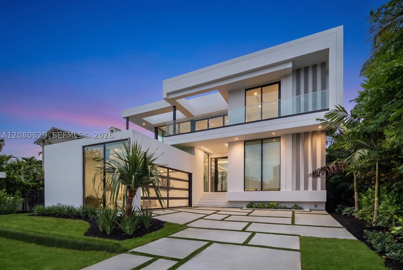 2094 Prairie Ave, Miami Beach FL 33139