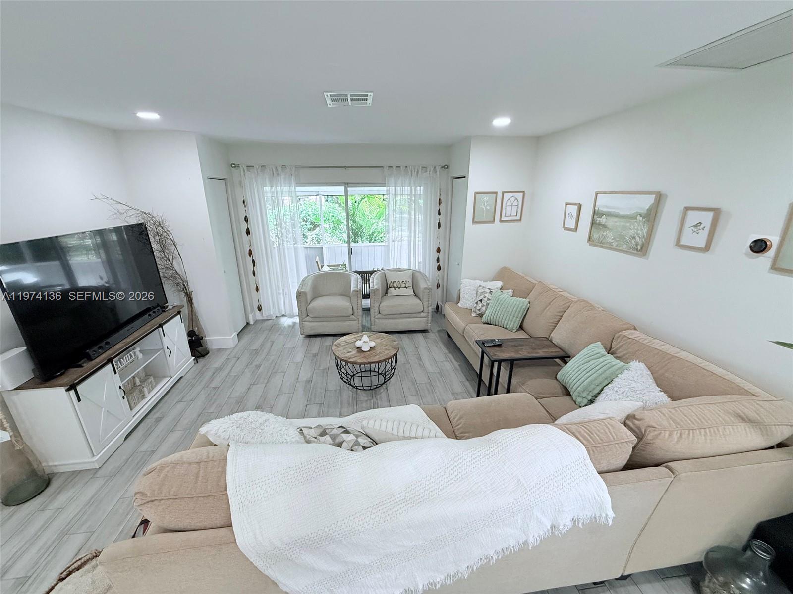 HAMMOCK OF SANDALFOOT - Residential