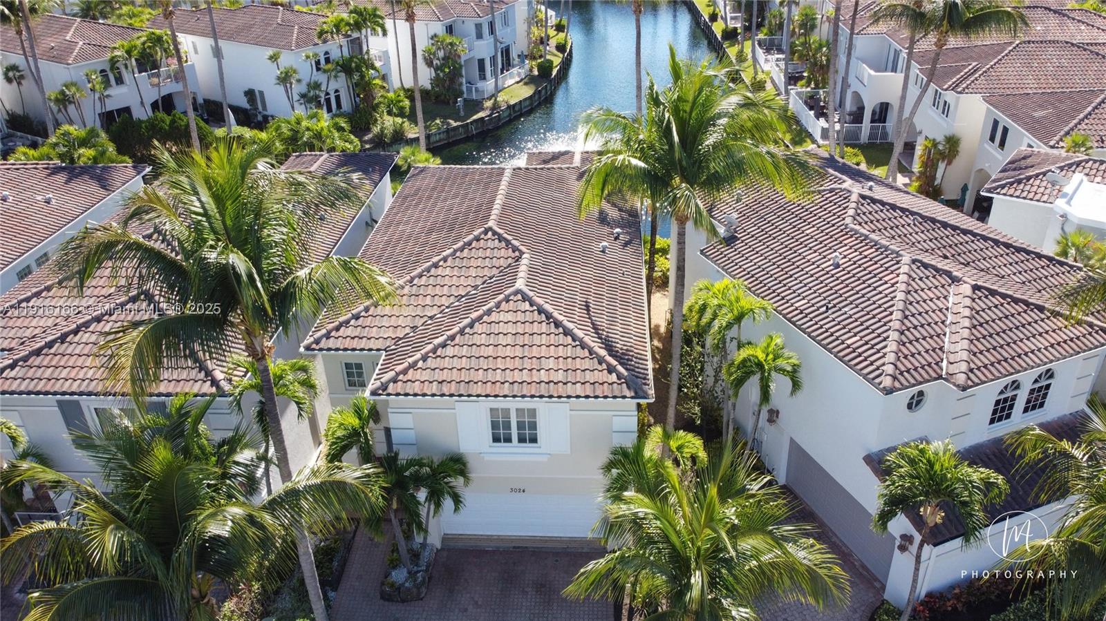 AVENTURA LAKES PHASE 1 - Residential