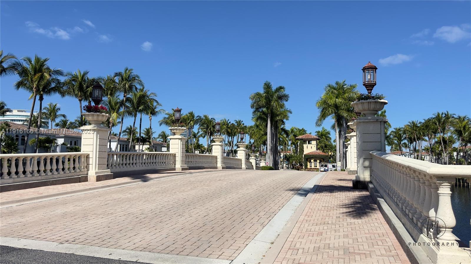 AVENTURA LAKES PHASE 1 - Residential