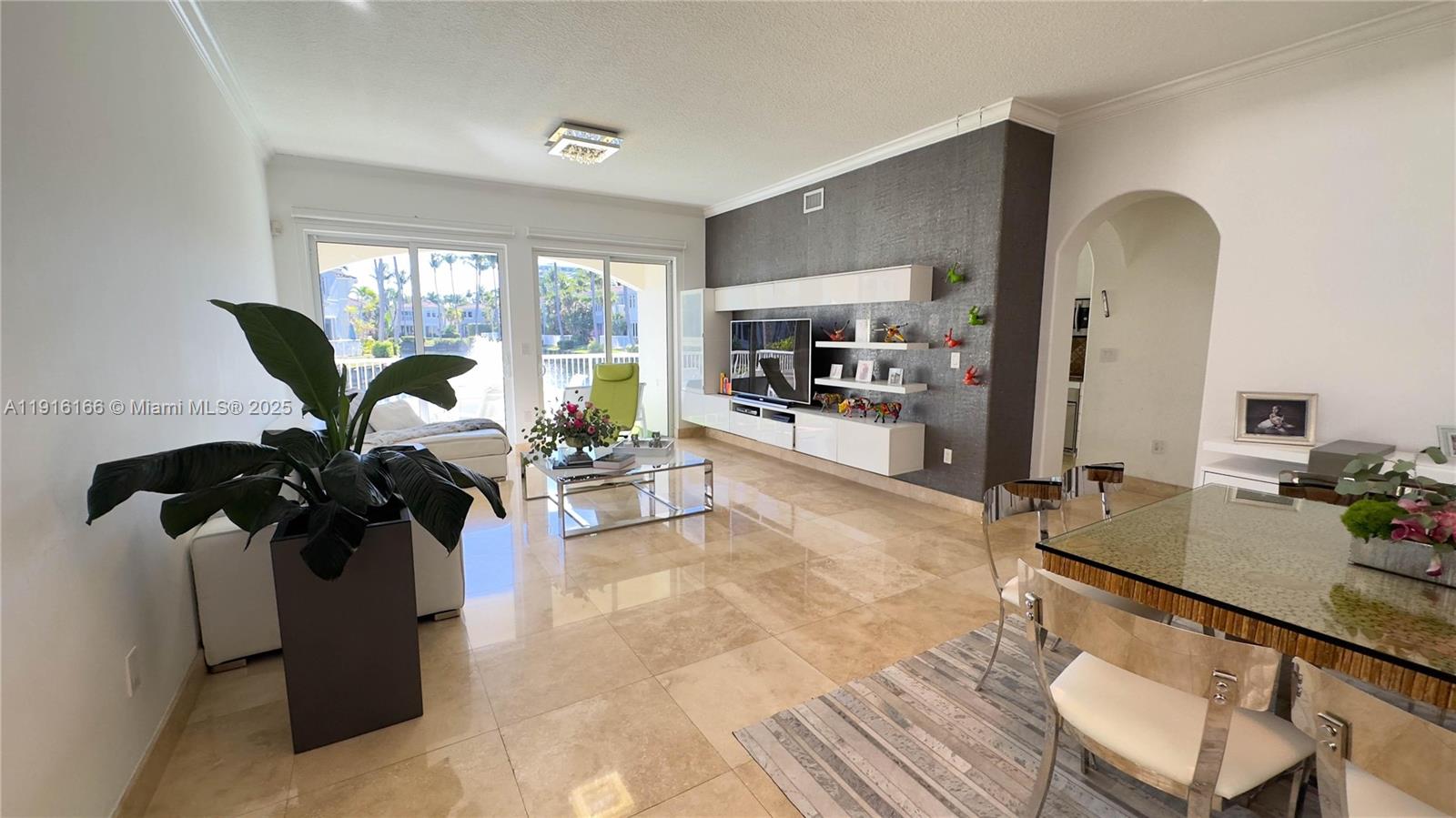 AVENTURA LAKES PHASE 1 - Residential