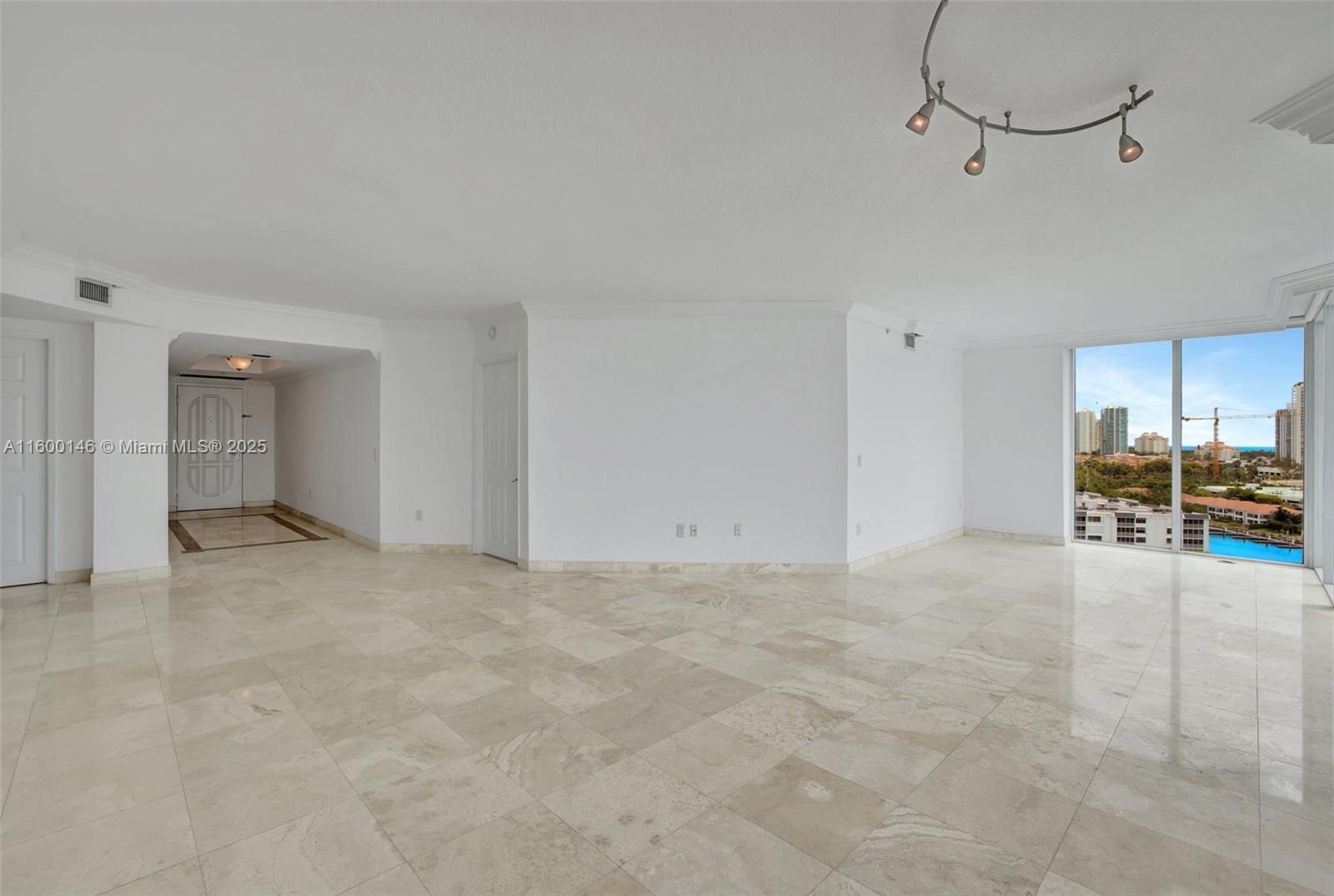 3370 Hidden Bay Dr 1208