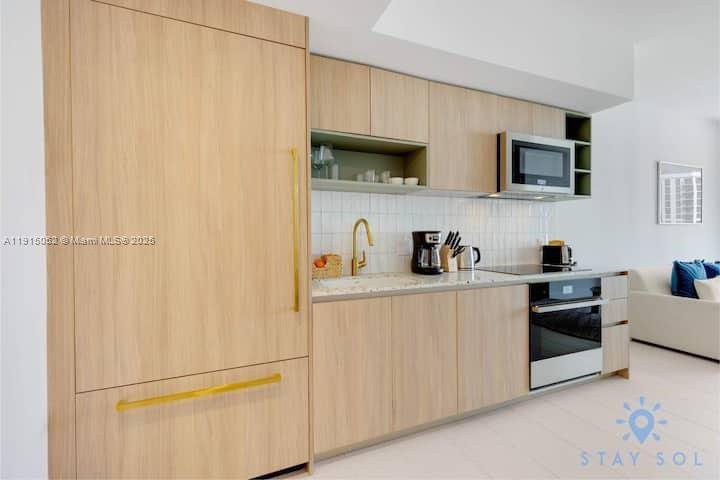 Natiivo / Gale Residences - Residential