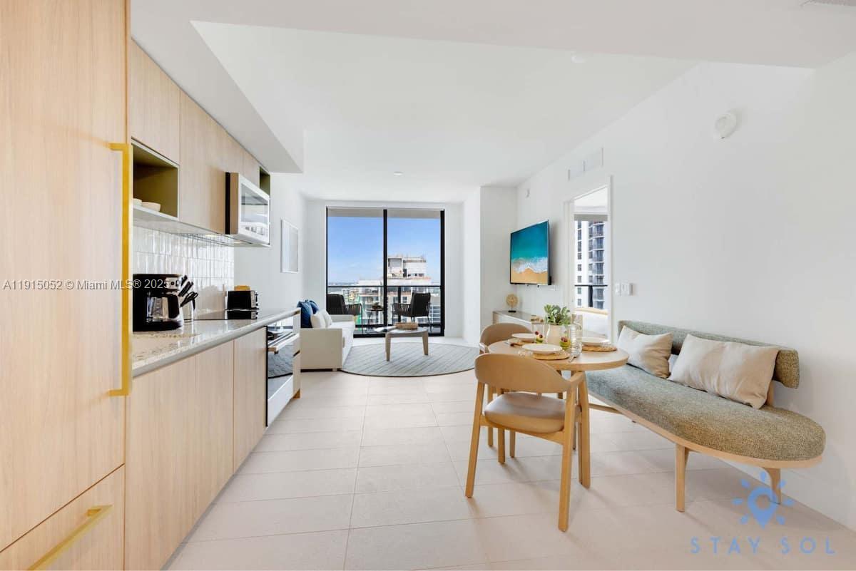 Natiivo / Gale Residences - Residential