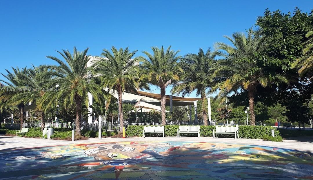 HILLSBORO LANDINGS CONDO - Residential