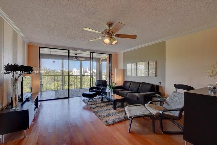 HILLSBORO LANDINGS CONDO - Residential