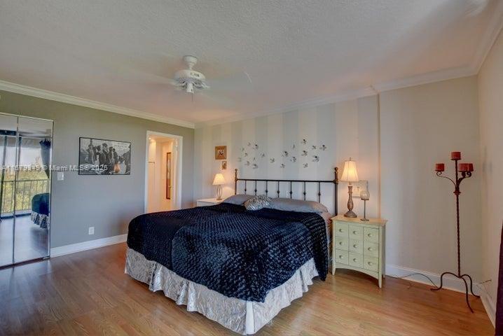 HILLSBORO LANDINGS CONDO - Residential