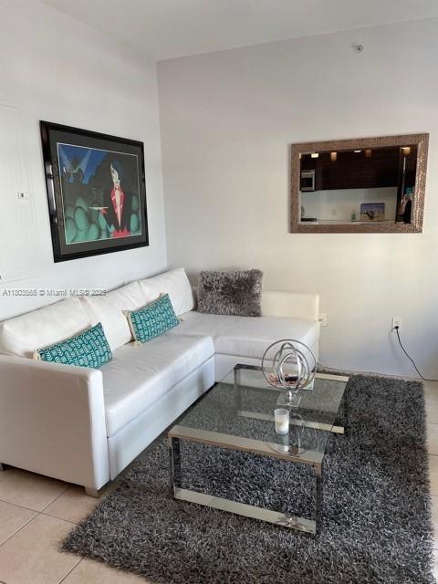 THE CARIBBEAN CONDO - Residential Lease