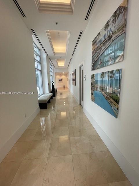 THE CARIBBEAN CONDO - Residential Lease