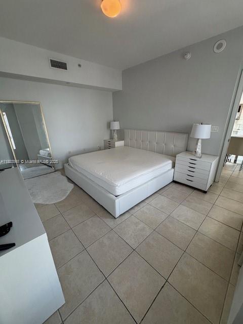 THE CARIBBEAN CONDO - Residential Lease