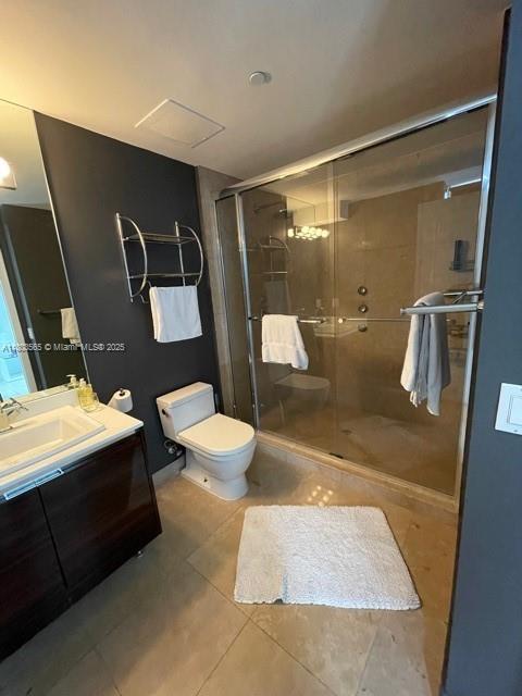 THE CARIBBEAN CONDO - Residential Lease