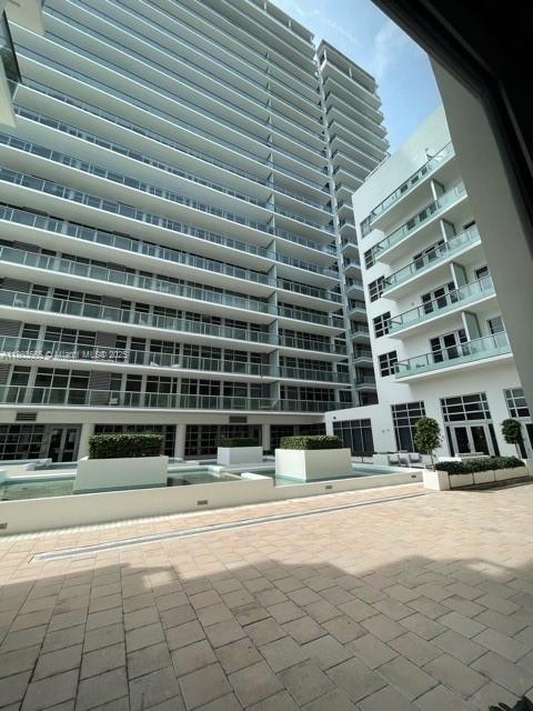 THE CARIBBEAN CONDO - Residential Lease