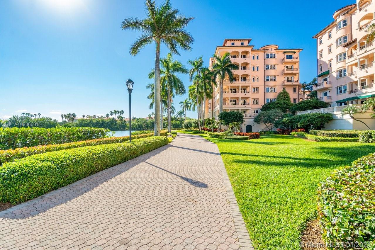 DEERING BAY - Residential