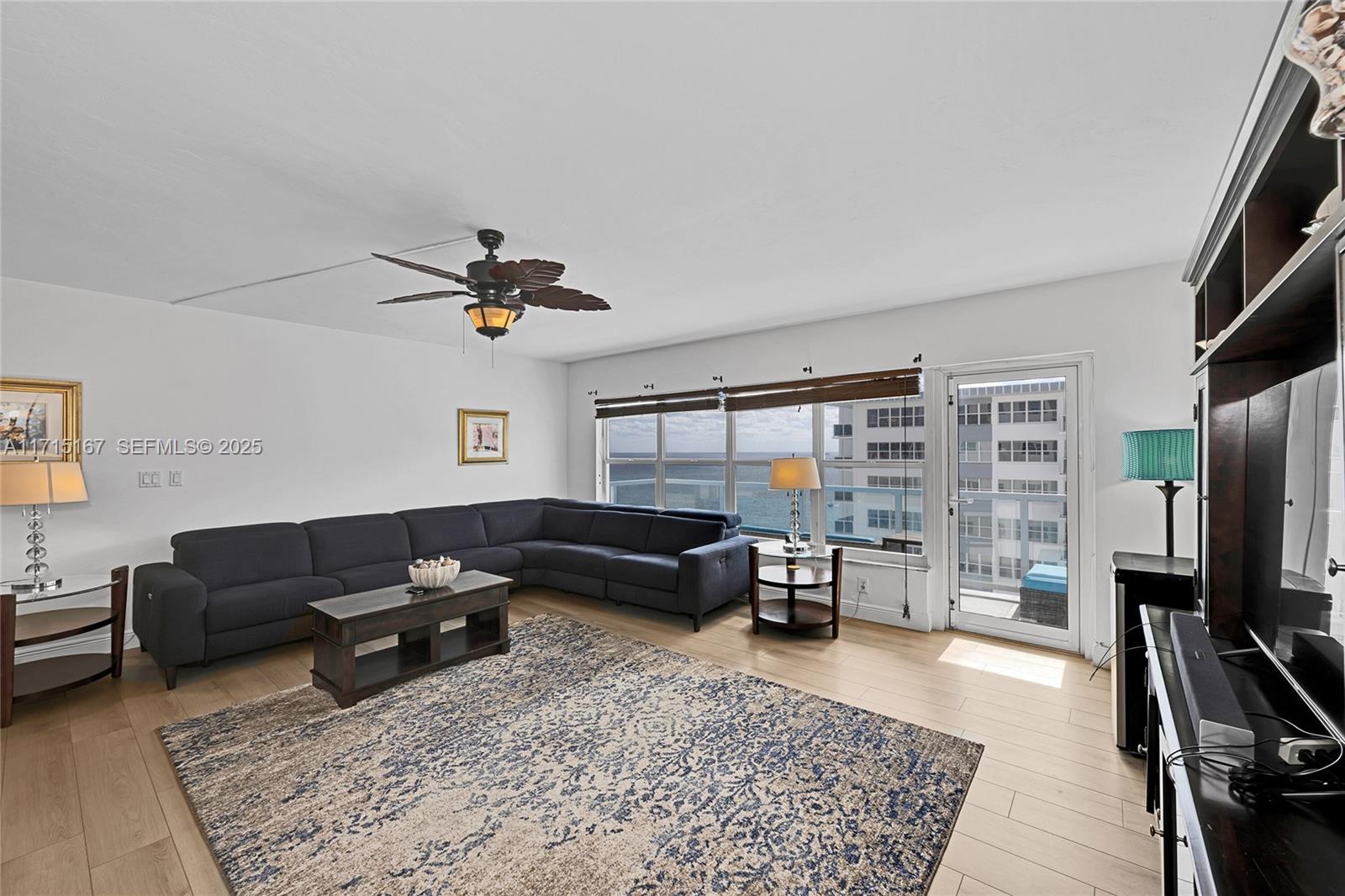 REGENCY TOWER SOUTH CONDO - Residential