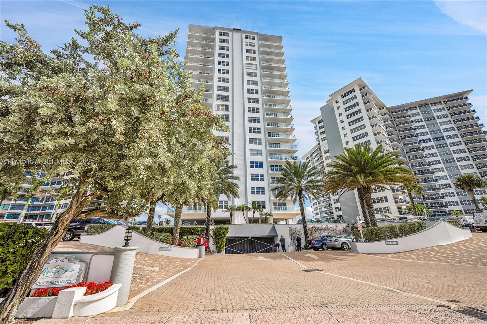 REGENCY TOWER SOUTH CONDO - Residential