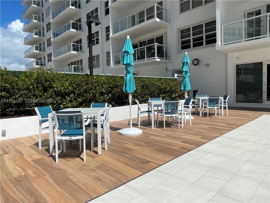 REGENCY TOWER SOUTH CONDO - Residential