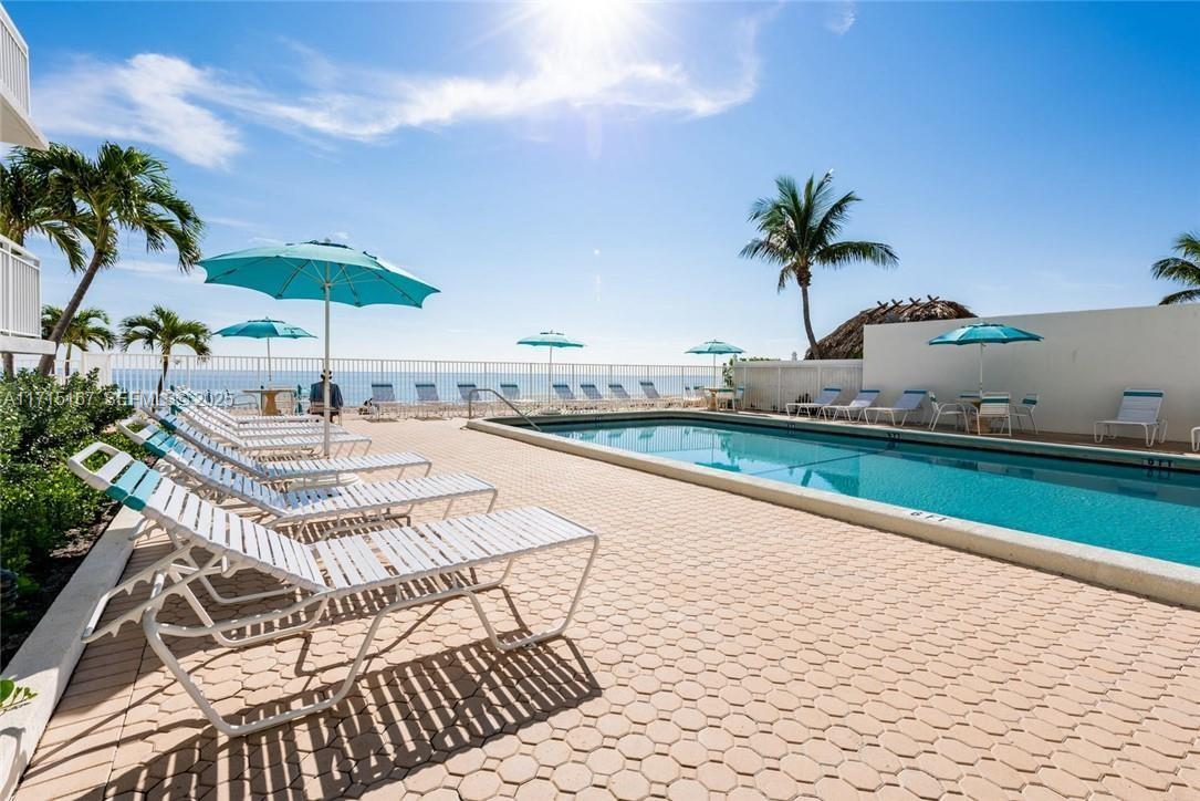 REGENCY TOWER SOUTH CONDO - Residential