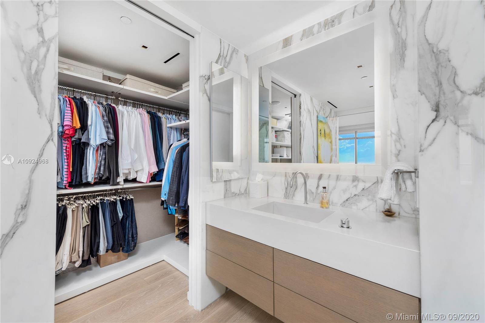 THE CARIBBEAN CONDO - Residential