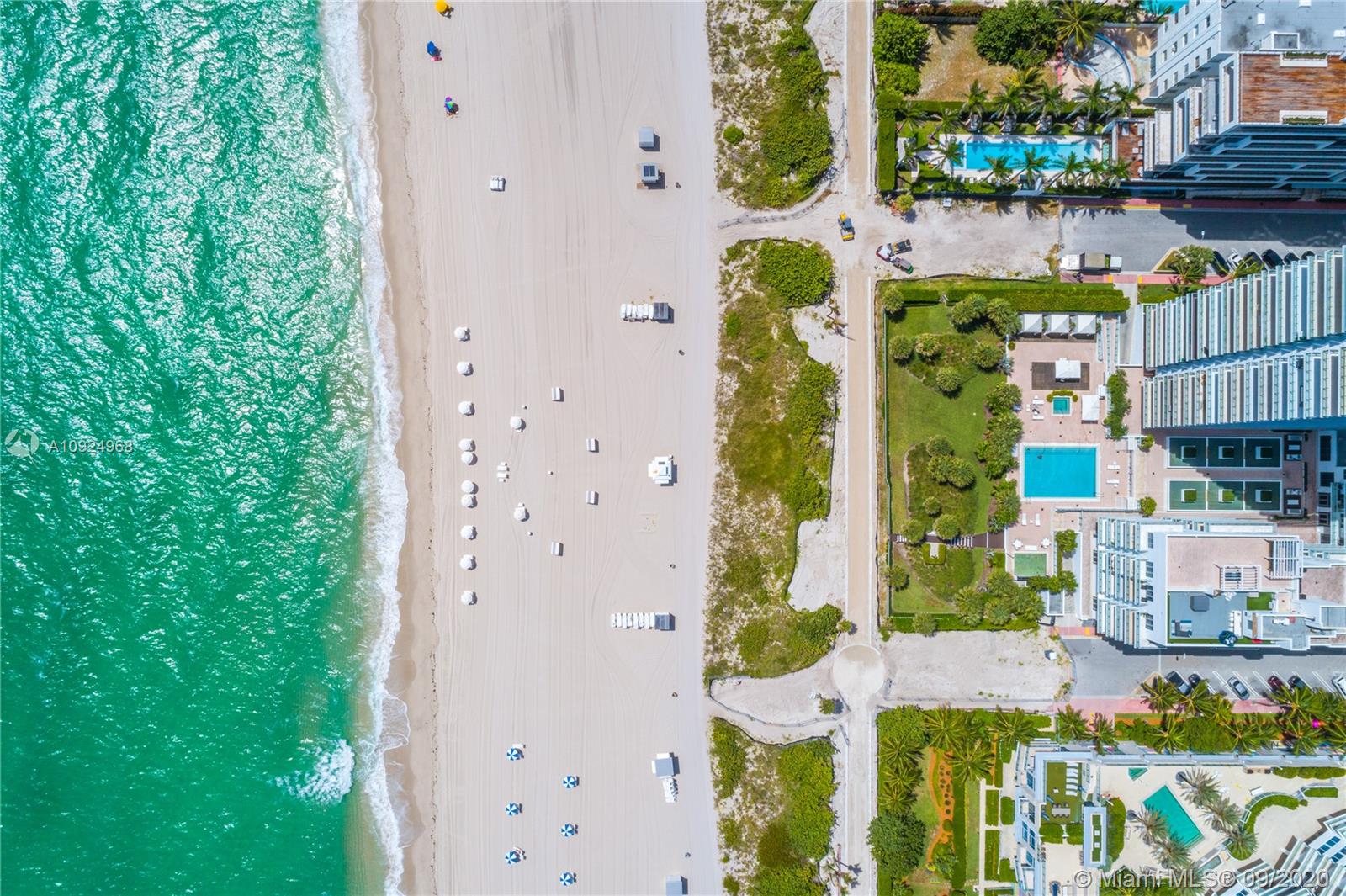 THE CARIBBEAN CONDO - Residential