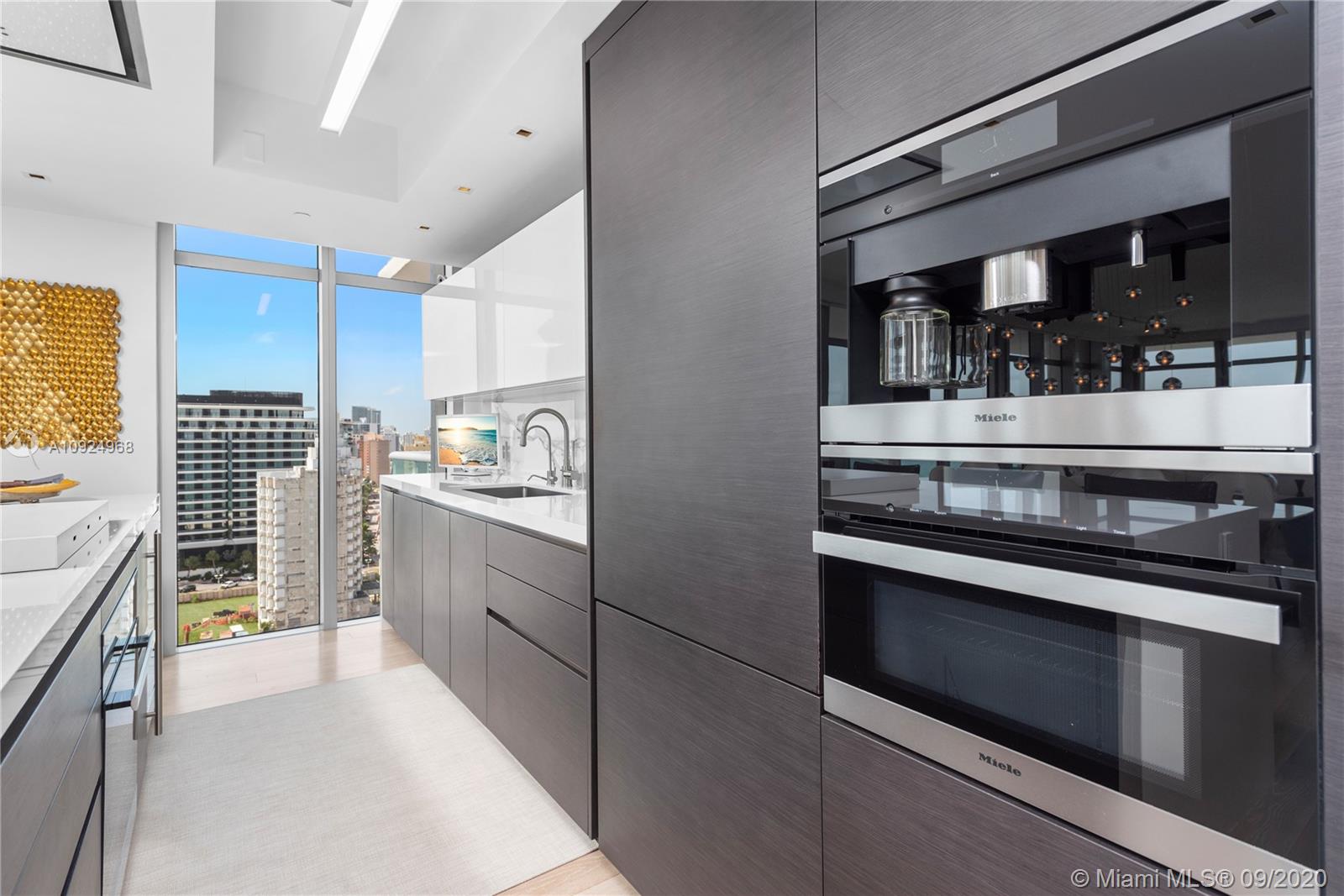 THE CARIBBEAN CONDO - Residential