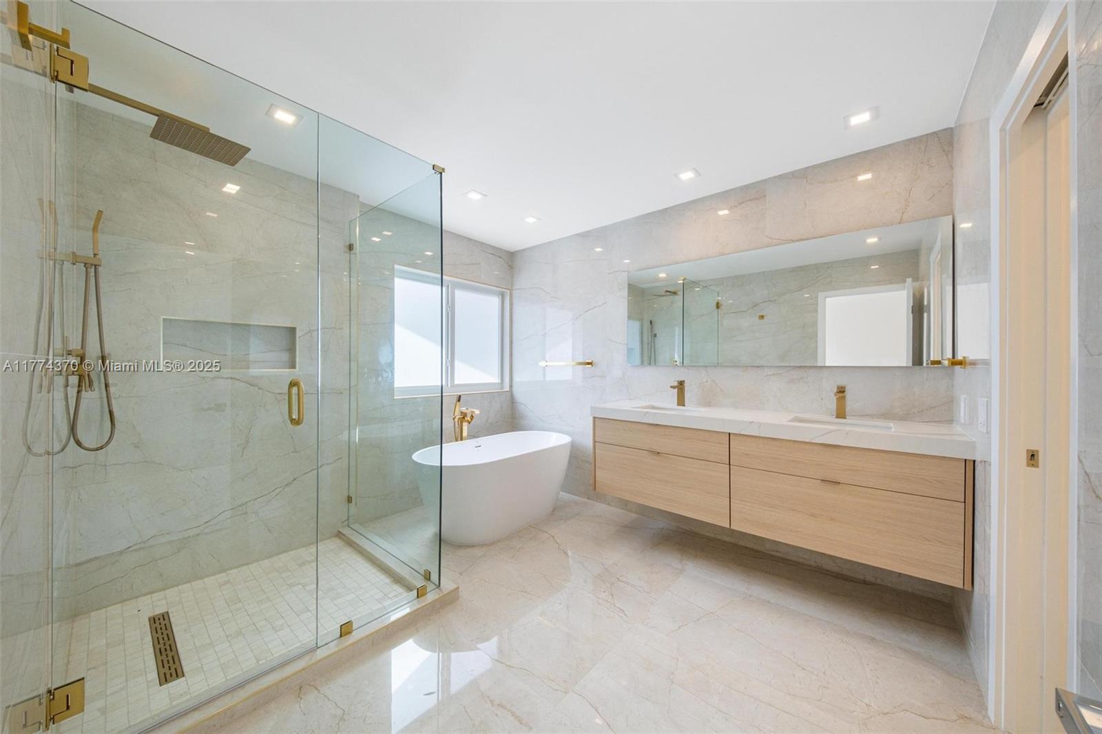 RIVIERA 1ST & 2ND ADDN AM - Residential Lease