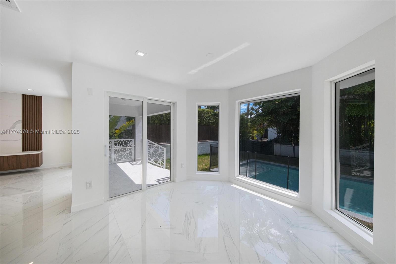 RIVIERA 1ST & 2ND ADDN AM - Residential Lease