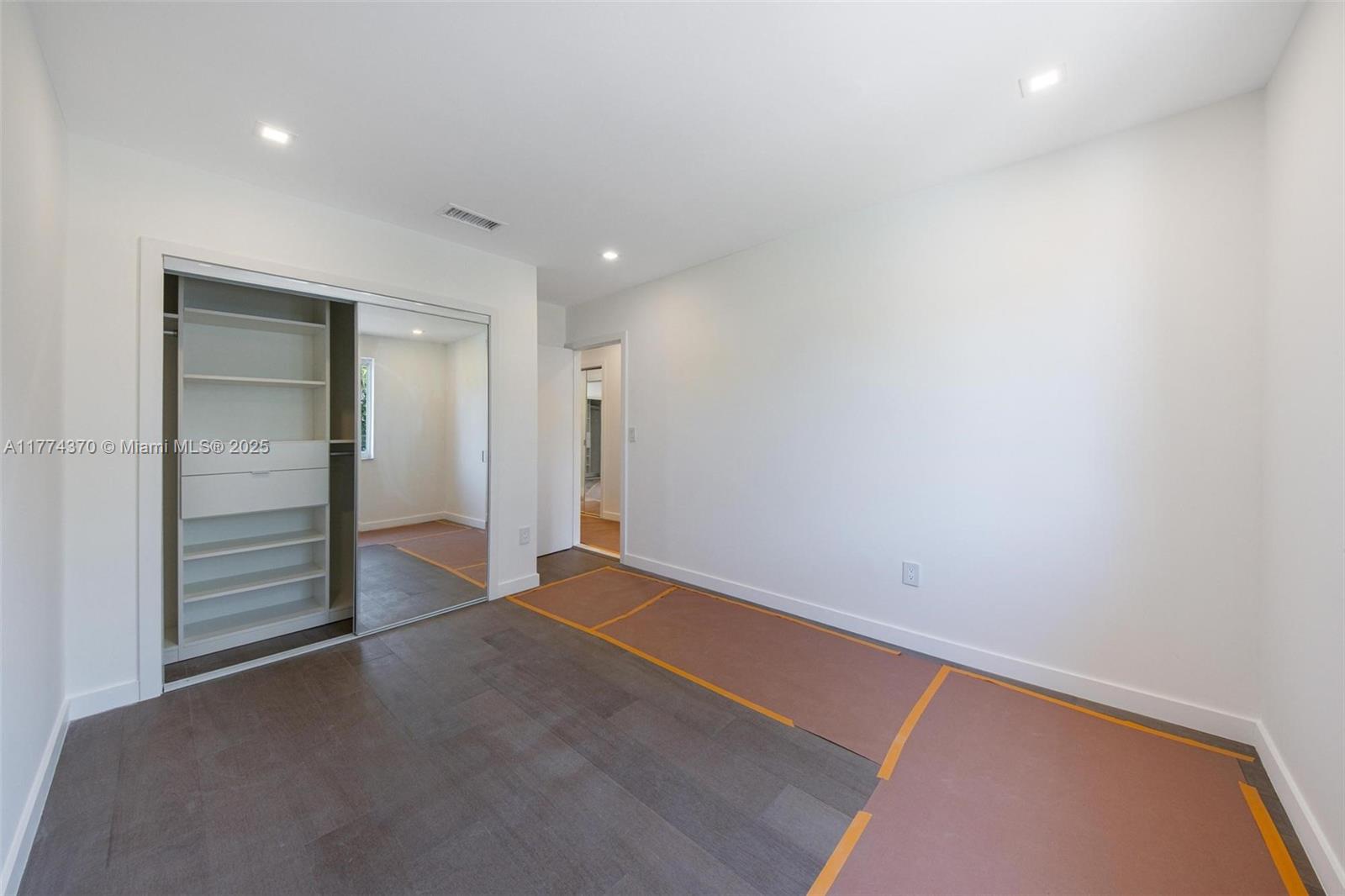 RIVIERA 1ST & 2ND ADDN AM - Residential Lease