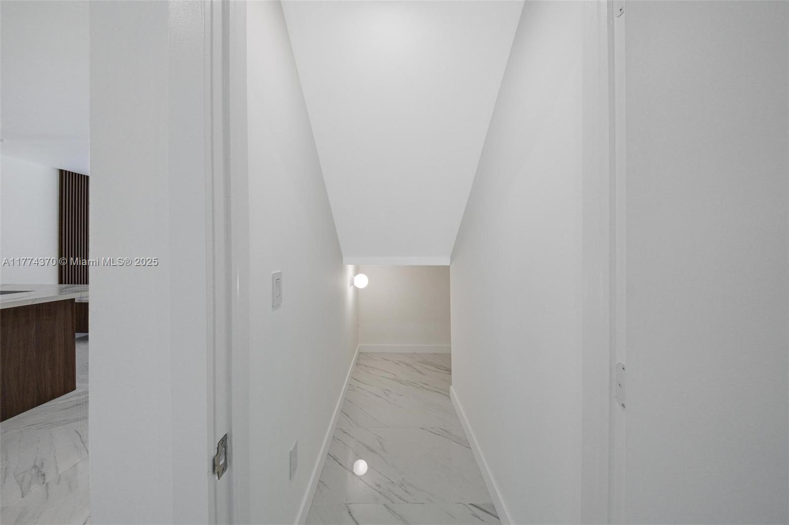 RIVIERA 1ST & 2ND ADDN AM - Residential Lease