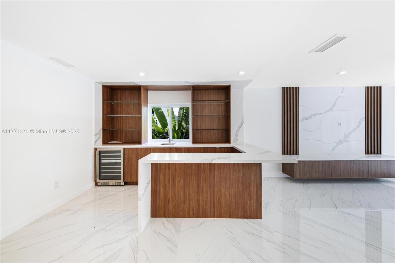 RIVIERA 1ST & 2ND ADDN AM - Residential Lease