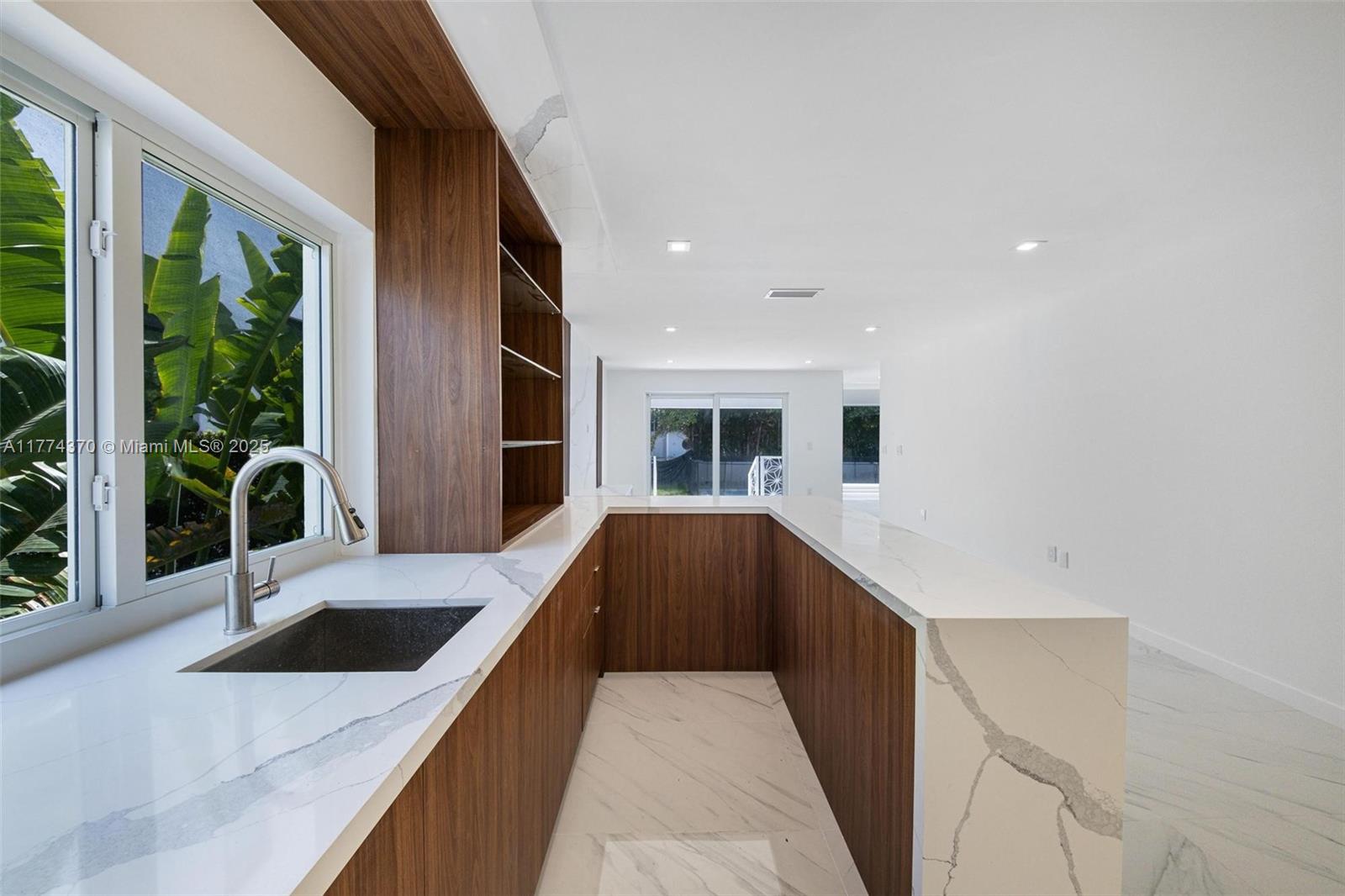 RIVIERA 1ST & 2ND ADDN AM - Residential Lease