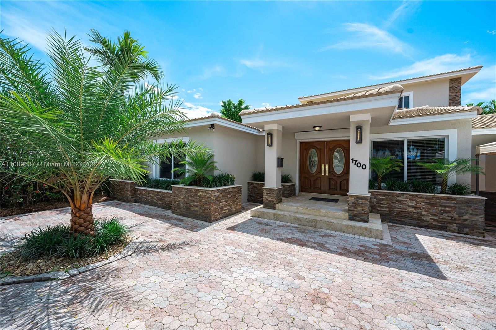 BISCAYNE POINT - Residential