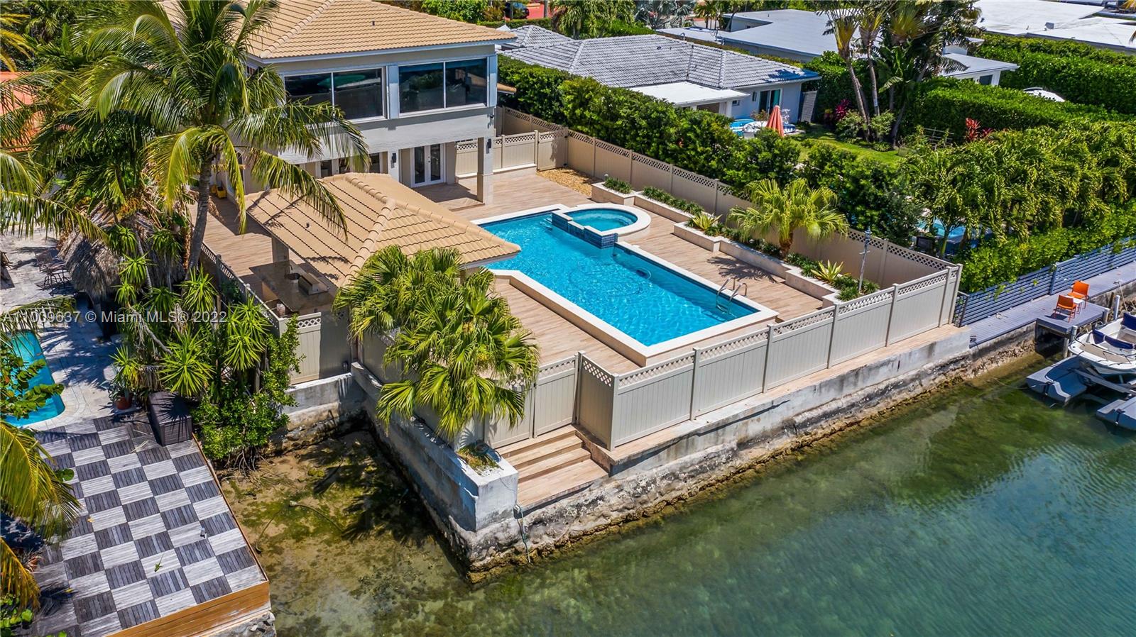 BISCAYNE POINT - Residential