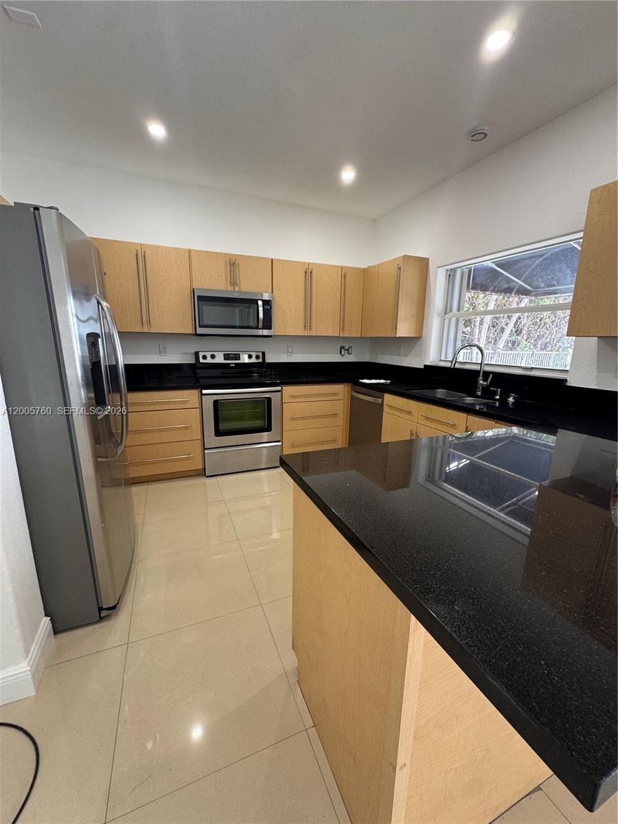 SILVER LAKES WEST AMEND - Residential Lease