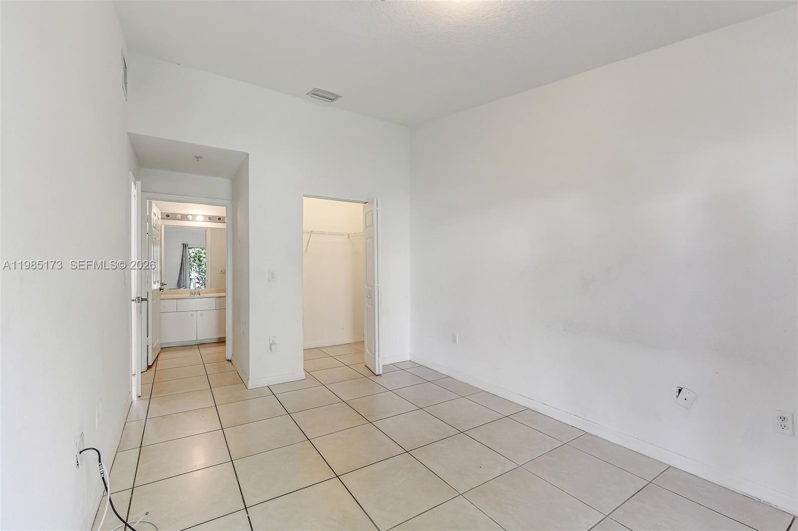 HOLLYWOOD RIDGE FARMS 2-6 - Residential